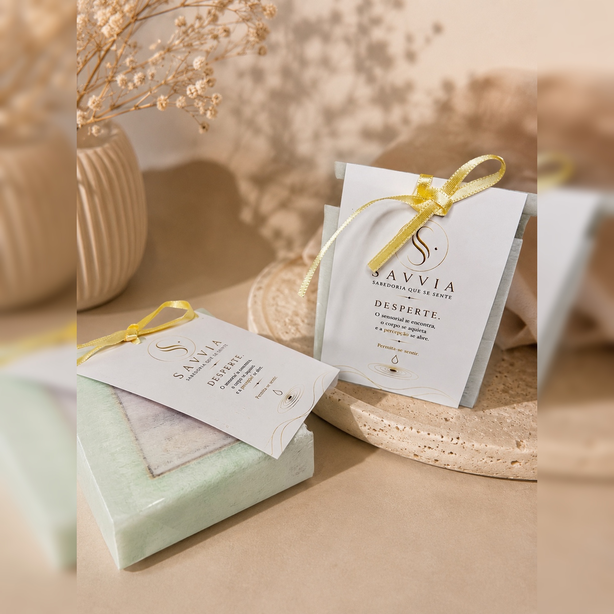 Kit 15 Sabonetes Artesanais em Barra Savvia — Linha Essencial | 100 g